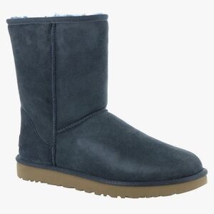 UGG Women's Classic Short Boot II in Navy
